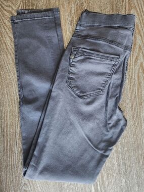 2/$15 Unionbay Grey Skinny Pants Juniors 7